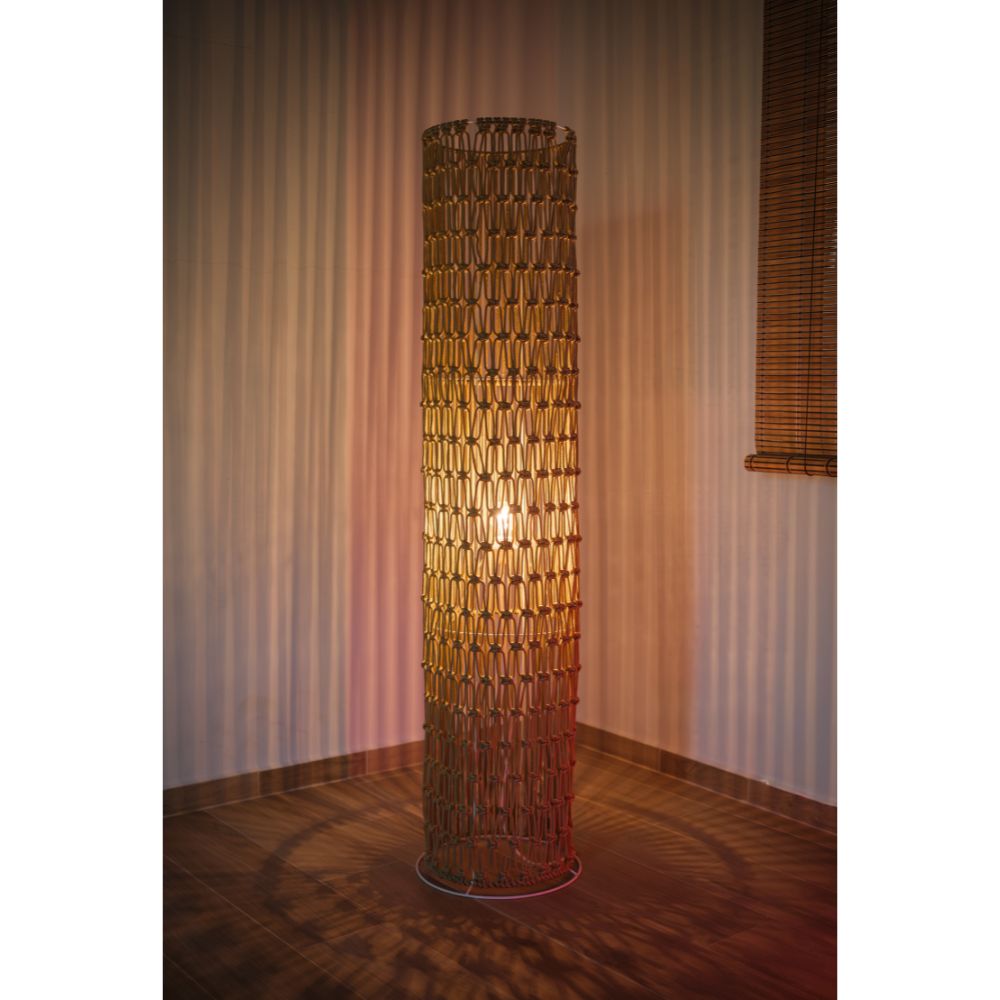 Φωτιστικό μακραμέ δαπέδου